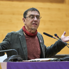 El cofundador de Podemos Juan Carlos Monedero interviene durante la celebración de la 'Uni de otoño' en la Facultad de Ciencias Políticas de la Universidad Complutense de Madrid, a 5 de noviembre de 2022, en Madrid (España).