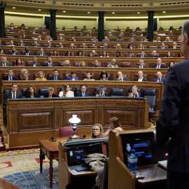 (Foto de ARCHIVO)El presidente del PP, Alberto Núñez Feijóo, interviene durante una sesión de control al Gobierno en el Congreso de los Diputados en una imagen de archivo
