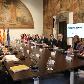 Els membres de la Comissió Bilateral entre Estat i Generalitat reunits aquest dilluns