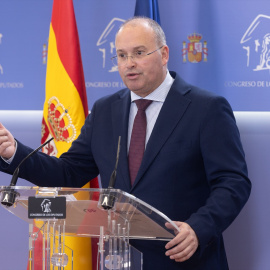El portavoz del PP en el Congreso, Miguel Tellado, durante una rueda de prensa posterior a la Junta de Portavoces, en el Congreso de los Diputados.