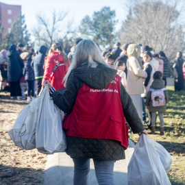 Niños del sector 5 de la Cañada Real reciben regalos gracias a la Fundación Madrina, a 11 de enero de 2025.