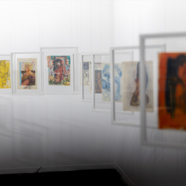 Imagen de los preparativos de la galería Del Infinito para ARCO Madrid 2025, a 4 de marzo de 2025, en Madrid.