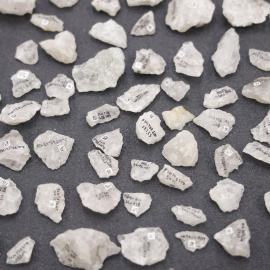 Las hachas de hueso descubiertas en un yacimiento de la Garganta de Olduvai (Tanzania, África Oriental)