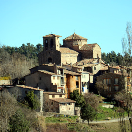 El poble de Sant Jaume de Frontanyà, al Berguedà