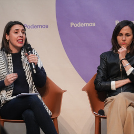 La secretaria política de Podemos y eurodiputada, Irene Montero y la secretaria general de Podemos y diputada, Ione Belarra.