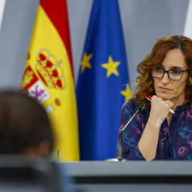 La ministra de Sanidad, Mónica García, durante la rueda de prensa, a 11 de marzo de 2025.