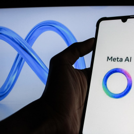 Imagen de archivo del logo de Meta AI en WhatsApp