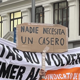 Imagen tomada en una manifestación por la vivienda digna.