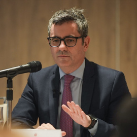 (Foto de ARCHIVO)El ministro de la Presidencia, Justicia y Relaciones con las Cortes, Félix Bolaños, durante el acto de clausura de  las XXIII Jornadas de Presidentes/as de audiencias provinciales, a 28 de marzo de 2025, en Las Palmas de Gran Canaria (España). Durante las jornadas se han abordado los efectos de la reforma organizativa de la Justicia, los desafíos en violencia de género, el estatuto del presidente y aspectos clave en materia penal, civil y organizativa.Europa Press Canarias / Europa Press28/3/2025