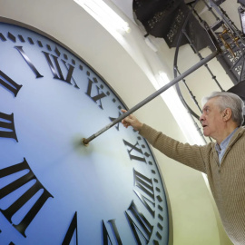 El relojero de la Puerta del Sol, Jesús López-Terradas, a 26 de diciembre de 2024.