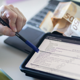 Vista de la declaración de la renta en una tablet.