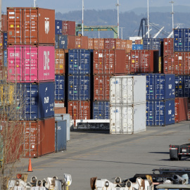 Contenedores en el Puerto de Oakland (California, EEUU).
