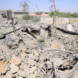 Daños después un ataque estadounidense en Yemen el 2 de abril de 2025.