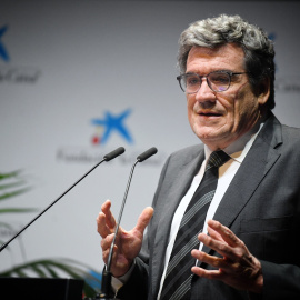 El gobernador del Banco de España, José Luis Escrivá, interviene en el CaixaForum, a 24 de marzo de 2025, en Madrid.