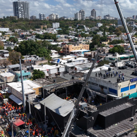 Imagen de los equipos de rescate en la discoteca Jet Set en Santo Domingo (República Dominicana), a 8 de abril de 2025.