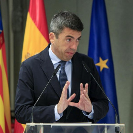 Carlos Mazón durante su intervención en el acto de la firma del convenio marco de colaboración entre la Generalitat y la Diputación de Alicante el 11 de abril de 2025.