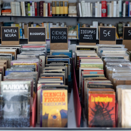Un puesto durante la 46 edición de la Feria del Libro de Madrid.