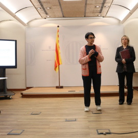 La secretària de Millora Educativa, Pepín Beltrán, la directora general del Departament d'Educació, Teresa Sambola, i la directora general de Currículum, Mercè Andreu