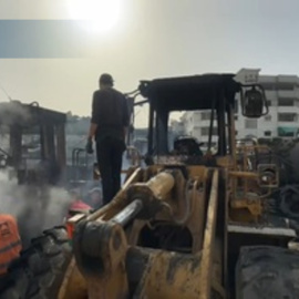 Israel ataca Yabalía destruyendo varios camiones de transporte y una veintena de excavadoras