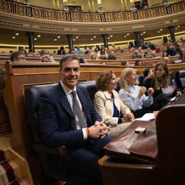 Pedro Sánchez, María Jesús Montero y Yolanda Díaz, durante un pleno en el Congreso de los Diputados, a 19 de febrero de 2025.