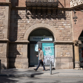 Imagen de archivo de la fachada de un banco Triodos Bank.