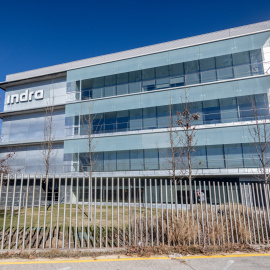 Fachada de la sede de Indra en la localidad madrileña de Alcobendas.