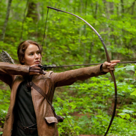 Jennifer Lawrence interpreta a Katniss Everdeen en Los Juegos del Hambre.