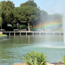 El Parc de la Solidaritat del Prat de Llobregat, un dels refugis climàtics previstos per l'AMB per aquest estiu.