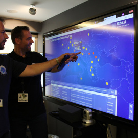 Imagen de archivo de expertos de ENISA durante unos ejercicios de simulación.