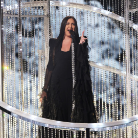 La israelí Yuval Raphael, durante la final de la 69ª edición de Eurovisión.