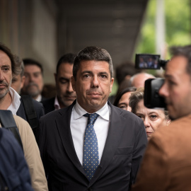 El president de la Comunidad Valenciana, Carlos Mazón, a su llegada a la reunión de la Junta Directiva Nacional del Partido Popular (PP), a 19 de mayo de 2025.