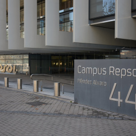 Fachada de la sede de Repsol en Madrid.