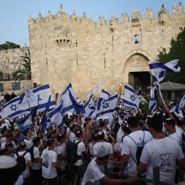 Imagen de la Marcha anual de las Banderas, a 26 de mayo de 2025, cuando israelíes celebran la ocupación del sector oriental de Jerusalén.
