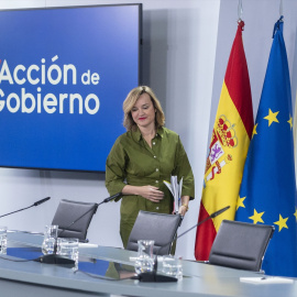 La portavoz del Gobierno y ministra de Educación, Formación Profesional y Deportes, Pilar Alegría, durante la rueda de prensa posterior al Consejo de Ministros, en el Complejo de la Moncloa