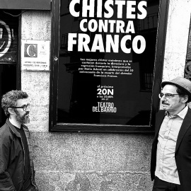 Darío Adanti y Eugenio Merino llevan a escena ‘Chistes contra Franco’ en el Teatro del Barrio de Madrid.