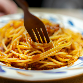 Imagen de un plato de espaguetis.