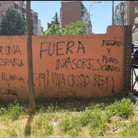 Una de las pintadas que han aparecido este viernes.