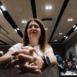 La exmilitante socialista Leire Díez durante una rueda de prensa, en el Hotel Novotel.