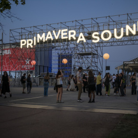 Decenas de personas durante el Primavera Sound, a 5 de junio de 2025, en Barcelona.