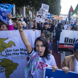Protesta en Los Ángeles tras las redadas llevadas a cabo por el ICE.