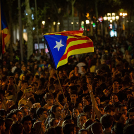 Imagen de archivo de una bandera independentista de Catalunya en una protesta ciudadana contra la sentencia del 'procés'. David Zorraquino / Europa Press17/10/2019
