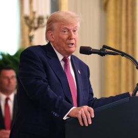El presidente de Estados Unidos, Donald Trump, habla durante un evento este jueves, en la Casa Blanca en Washington (EE.UU.)