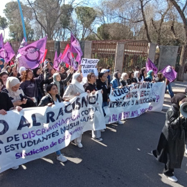 Manifestación convocada por el Sindicato de Estudiantes contra la islamofobia y el racismo en los institutos públicos de Parla.