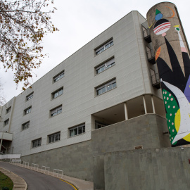 Façana exterior de la residència de gent gran de Santa Coloma de Gramenet.