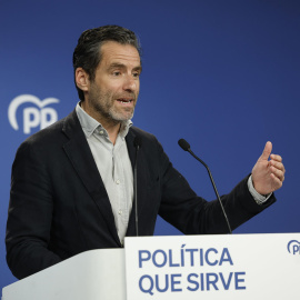 El vicesecretario de Cultura y portavoz del Partido Popular, Borja Sémper, ofrece una rueda de prensa después de la reunión del comité de dirección de su formación, este lunes en Madrid.