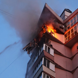 Un edificio de Kiev alcanzado tras el bombardeo de Rusia. Aleksandr Gusev/SOPA Images via / DPA17/6/2025 ONLY FOR USE IN SPAIN