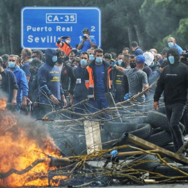 Corte de carretera el 14 de abril de 2021 para protestar contra el cierre de la planta de Puerto Real.
