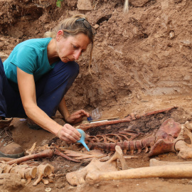 Les restes humanes localitzades durant l'excavació a la fossa de Castellnou de Bages