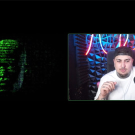 Captura de pantalla de un momento de la entrevista con el hacker Akkaspace en el espacio TomateKing en Twitch, el pasado viernes.