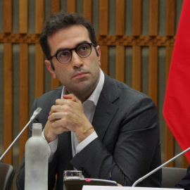 El ministro español de Economía, Carlos Cuerpo, durante su participación en el Foro de París, este miércoles en la capital francesa.